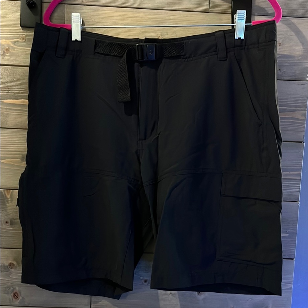 Columbia Shorts 36